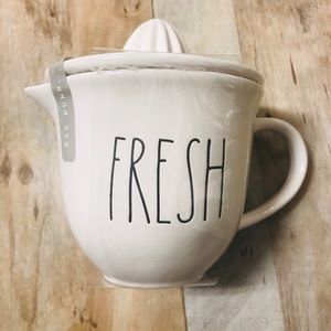 Rae Dunn Citrus Juicer FRESH